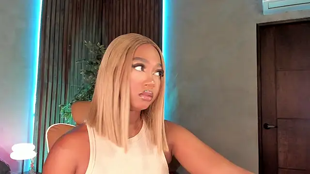 alisonn moon online show from November 13, 10:46 pm