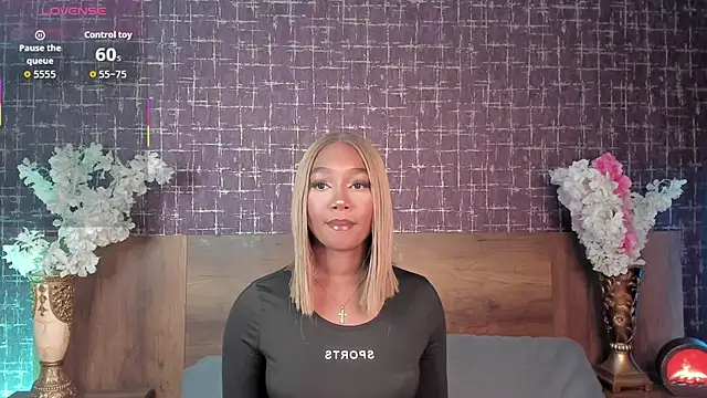 alisonn moon online show from November 28, 9:04 pm