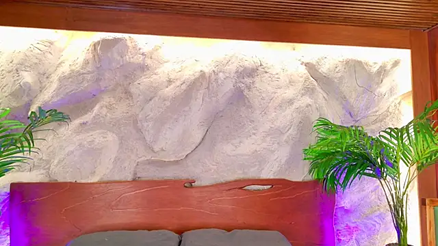 alisonn moon online show from March 6, 10:05 pm