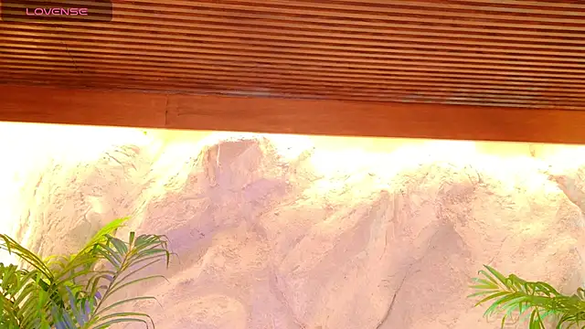 alisonn moon online show from April 14, 10:15 pm