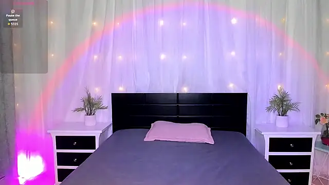 Evolet Bee online show from March 9, 12:30 pm