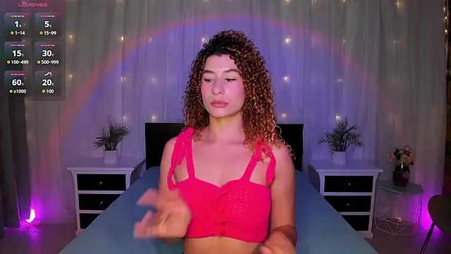 Evolet Bee online show from December 15, 11:38 am