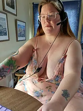 Love86Emily online show from April 2, 5:30 pm