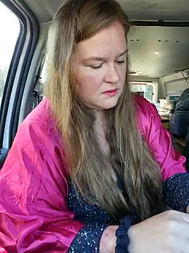 Snapshot of Love86Emily chatting on November 3, 3:48 pm Love86Emily online show from November 3, 3:48 pm