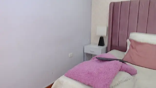 AriannaAdames online show from April 21, 2:34 pm