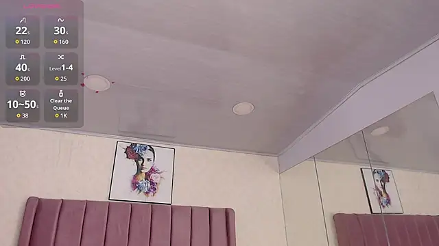 Snapshot of AriannaAdames chatting on June 18, 12:10 pm AriannaAdames online show from June 18, 12:10 pm
