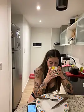 Snapshot of ferchule7 chatting on November 11, 10:47 pm ferchule7 online show from November 11, 10:47 pm