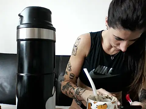 Snapshot of ferchule7 chatting on October 3, 1:12 pm ferchule7 online show from October 3, 1:12 pm