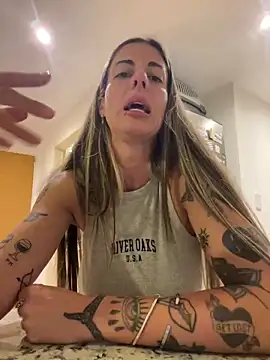 ferchule7 online show from April 10, 1:12 am