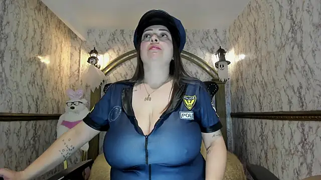 irenne wilsonn online show from October 15, 1:08 pm