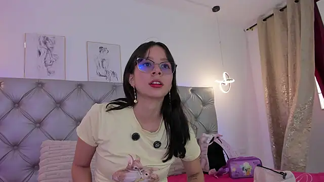 Snapshot of Naughty_Couple83 chatting on May 1, 7:08 pm Naughty Couple83 online show from May 1, 7:08 pm