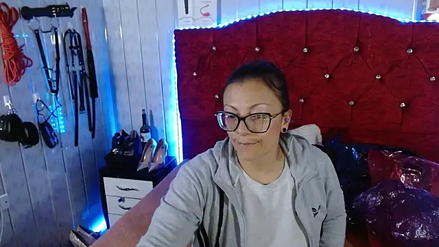 Susanahotsexxx online show from November 24, 11:27 pm