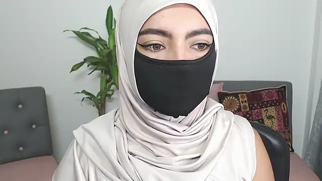 Snapshot of jade_nassar chatting on November 2, 11:21 pm jade nassar online show from November 2, 11:21 pm