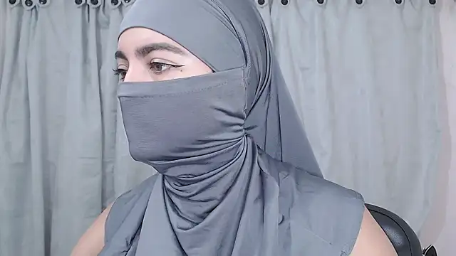 jade nassar online show from April 4, 11:17 am