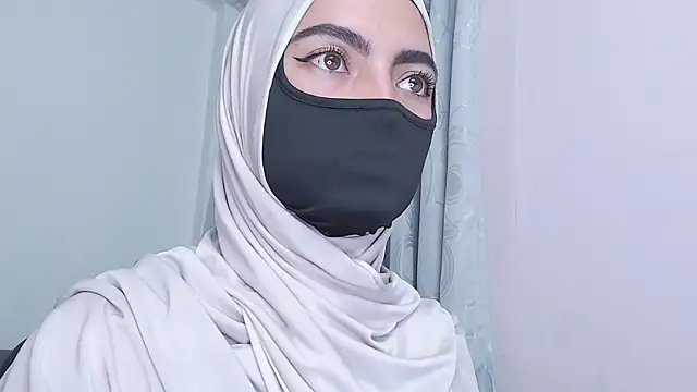 jade nassar online show from January 7, 3:00 am