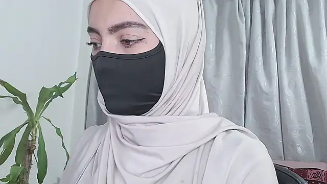 jade nassar online show from February 10, 9:36 pm