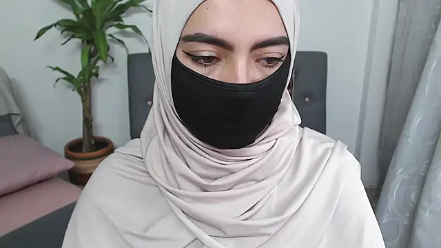 Snapshot of jade_nassar chatting on October 12, 10:44 pm jade nassar online show from October 12, 10:44 pm