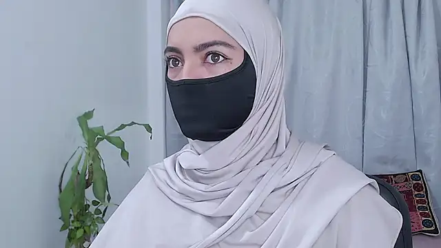 jade nassar online show from March 29, 1:46 pm