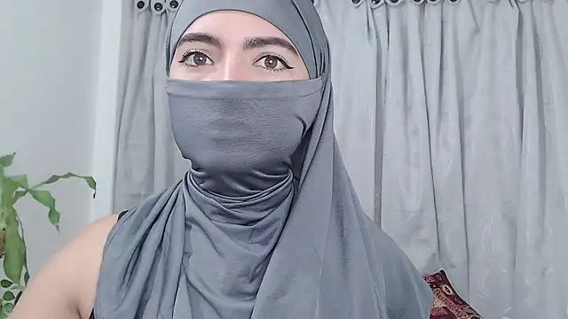 jade nassar online show from March 24, 12:43 am