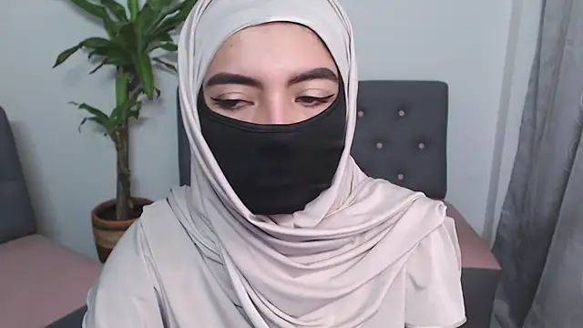 Snapshot of jade_nassar chatting on October 8, 7:47 pm jade nassar online show from October 8, 7:47 pm