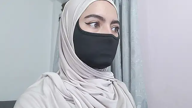 jade nassar online show from January 9, 7:32 pm