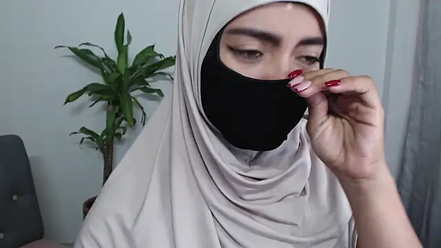 Snapshot of jade_nassar chatting on November 9, 10:25 pm jade nassar online show from November 9, 10:25 pm