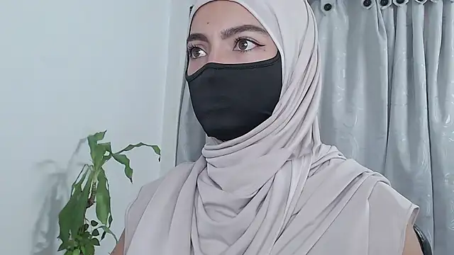 jade nassar online show from March 14, 3:29 pm