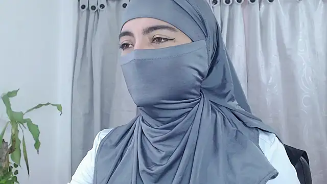 jade nassar online show from April 15, 11:27 pm