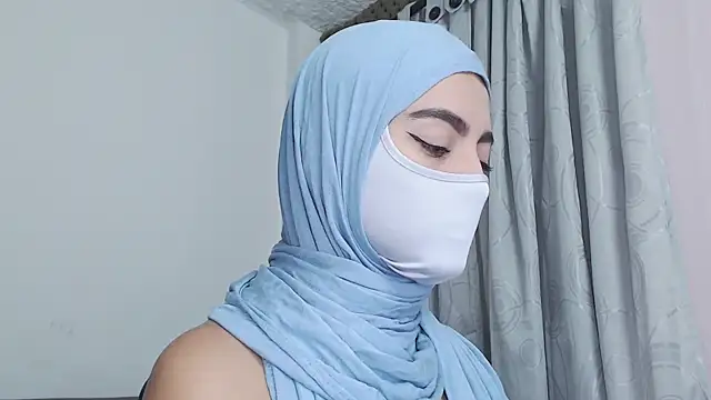 jade nassar online show from December 15, 7:09 pm