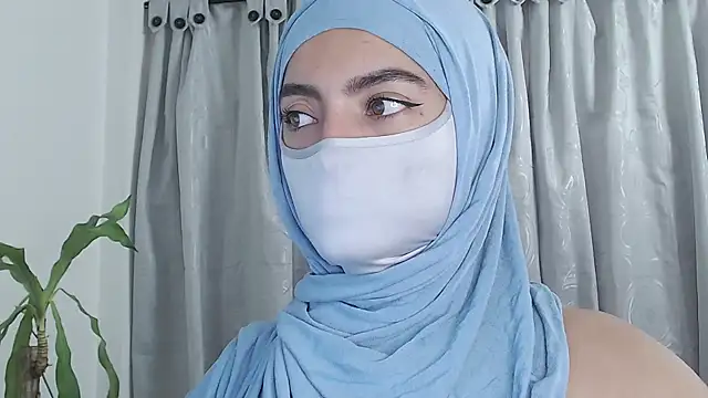 jade nassar online show from February 17, 6:49 pm