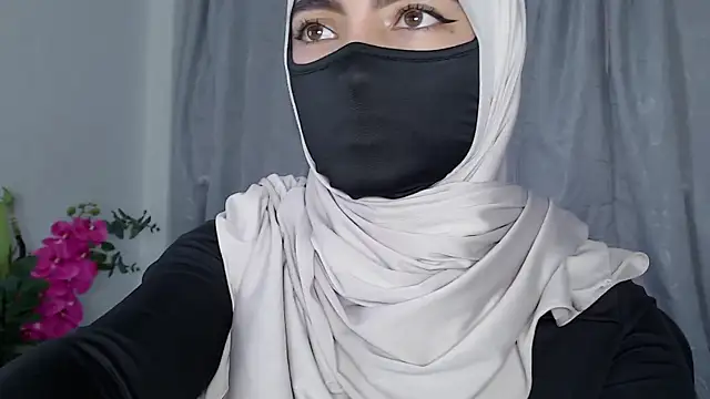 jade nassar online show from May 24, 11:04 pm