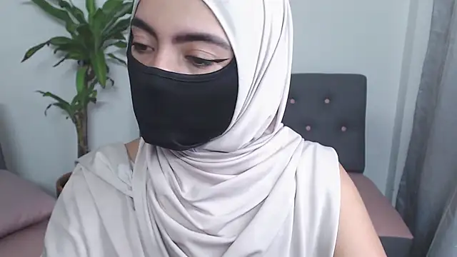 Snapshot of jade_nassar chatting on October 15, 8:39 pm jade nassar online show from October 15, 8:39 pm