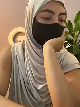 jade nassar online show from July 12, 10:16 am