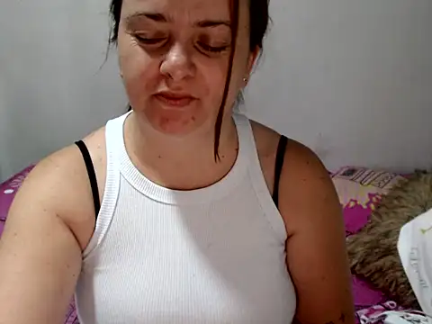 BrianaBarbes online show from June 17, 11:09 am