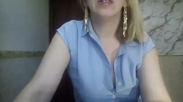 MiyaHottie online show from July 5, 4:19 am