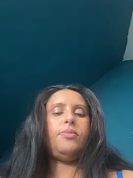 Angelaarayexx online show from April 22, 11:39 am