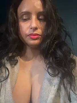 Angelaarayexx online show from February 22, 10:39 am