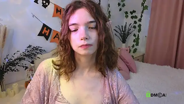 Evi Brook online show from October 22, 1:43 pm