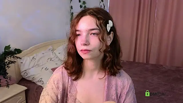 Snapshot of Evi_Brook chatting on September 29, 12:33 pm Evi Brook online show from September 29, 12:33 pm