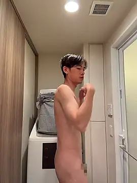 iiiviviii online show from December 5, 4:38 pm