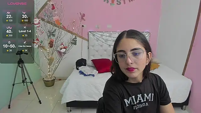 sofi san online show from December 5, 2:04 pm