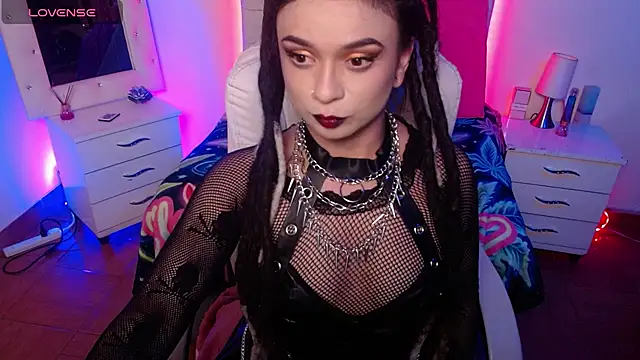 elapetitie online show from October 28, 5:39 am