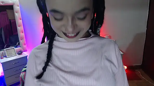 elapetitie online show from November 5, 6:16 am