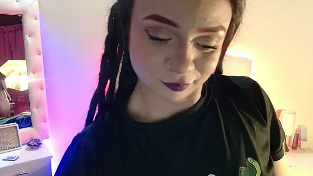 elapetitie online show from October 17, 3:10 am