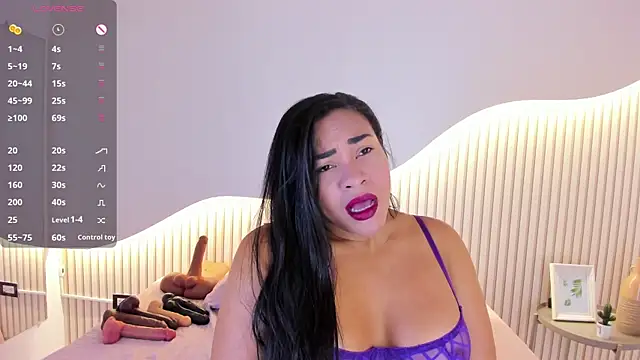 Monika-Ruiz online show from March 14, 2:45 pm