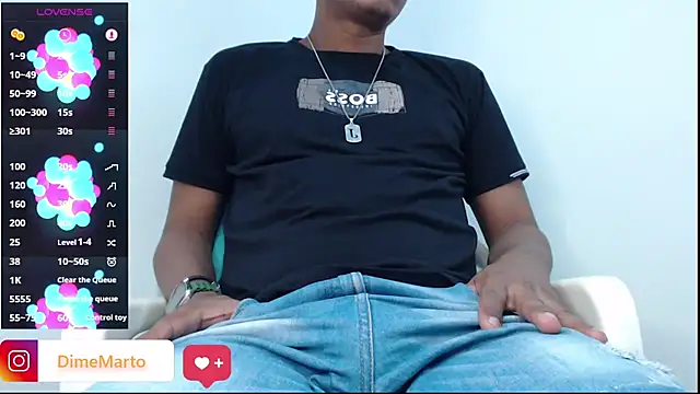 Snapshot of mike_black_22 chatting on June 8, 5:57 pm mike black 22 online show from June 8, 5:57 pm
