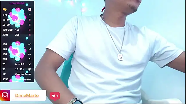 Snapshot of mike_black_22 chatting on June 24, 4:38 pm mike black 22 online show from June 24, 4:38 pm