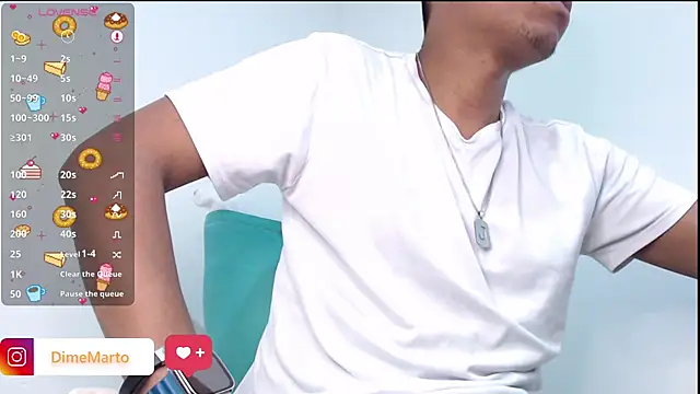 Snapshot of mike_black_22 chatting on October 15, 4:48 pm mike black 22 online show from October 15, 4:48 pm