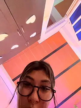 emilysofiia online show from October 4, 8:54 pm