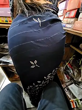 indianhotwife639 online show from March 21, 5:19 am